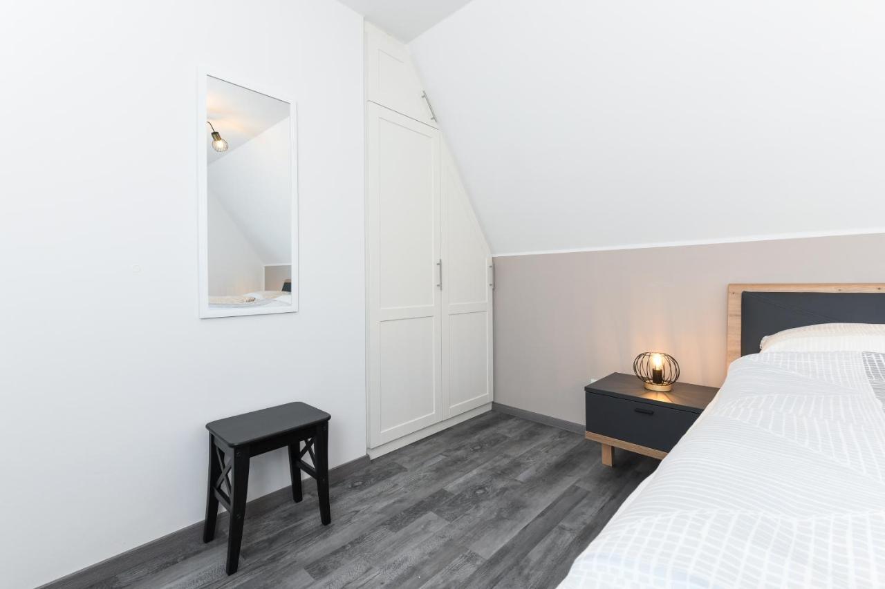 Ferienhaus Ella Dornumersiel Bagian luar foto